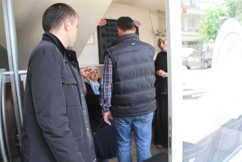 Akyazı Belediyesi Sivil Zabıta’dan Dilenci Operasyonu