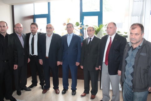 Esmer Emlak Gayrimenkul 2. şubesini Akyazı Merkezde dualarla açtı