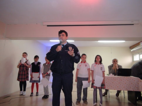 İlçe Emniyet Müdürlüğü Tarafından Öğrencilere Seminer