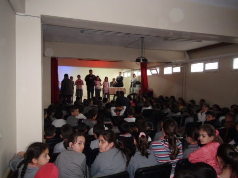 İlçe Emniyet Müdürlüğü Tarafından Öğrencilere Seminer