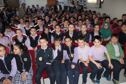 İlçe Emniyet Müdürlüğü Tarafından Öğrencilere Seminer