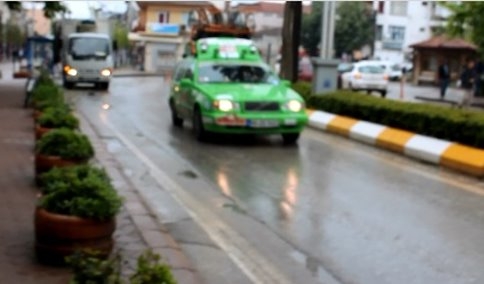 Suriye'ye Giden Konvoy Akyazı'dan Geçti