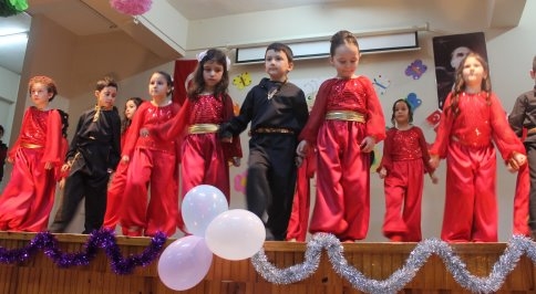 MİNİKLERDEN OKUMA BAYRAMI