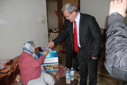 Hasan Akcan Anneler Günü’nde 150 Anne’nin Anneler Gününü Kutladı