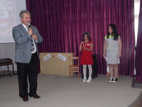 Kuzuluk İlkokulundan Anneler Günü Etkinliği