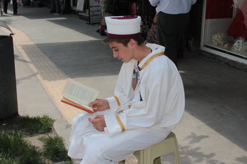 Gelin Birlikte Okuyalım