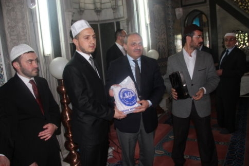 HAFIZLIK YARIŞMASINDA AKYAZI TEMSİLCİSİ İl Birincisi Oldu