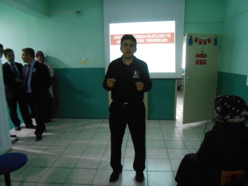 Kuzuluk İlkokulu’ndan Velilerine Bilinçlendirme Ve İlgilendirme Konferansı Verildi