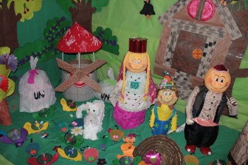 Akyazı Özel Gülistan Anaokulundan 10. Yıla Özel Sanat ve El İşi Sergisi