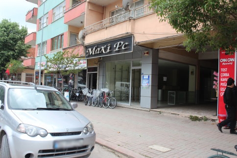 Ada Caddesi Üzerinde Kiralık Dükkan