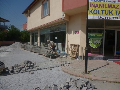 Akyazı Genelinde Teknik Çalışmalar Hız Kesmeden Devam Ediyor