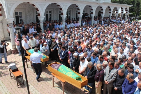 Hüseyin Kama Son Yolculuğuna Uğurlandı.