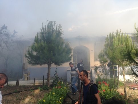 Hastane Mahesi'nde Yangın