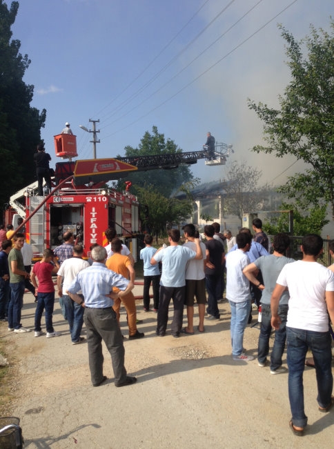 Hastane Mahesi'nde Yangın