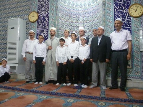 Miraç Gecesinde İmam Hatip Ortaokulundan Kuran Ziyafeti