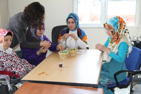 Akyazı Belediyesi Sosyal Gelişim Merkezi Öğrencileri Sizleri Bekliyor