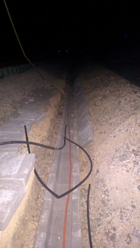 Hızlı Tren Hattının Kablolarını Çaldılar