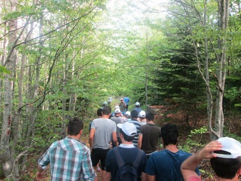 Yedirenk Uluslararası Öğrenci Derneği Yürüyüş Düzenledi.