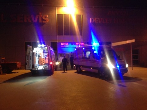 Otomobil Kanala Uçtu