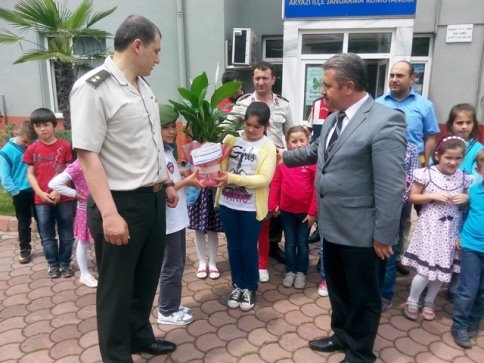 Kuzuluk ilkokulundan ilçe jandarmaya 175. Yıl gezisi