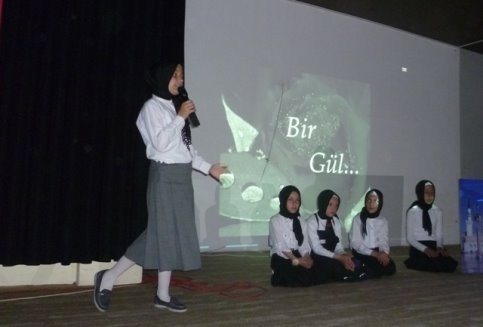 Muhteşem Şiir Dinletisi