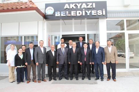 Sakarya Valisi Mustafa Büyük'ten Akyazı'ya Veda Ziyareti