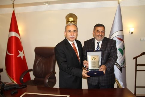 Sakarya Valisi Mustafa Büyük'ten Akyazı'ya Veda Ziyareti