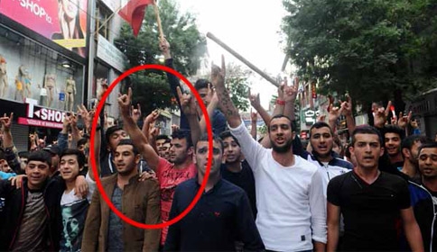 Gaziosmanpaşa'da hem HDP'li, hem ülkücü bir adam!