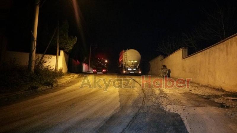 Rögar Kapağı Tır’ın Yakıt Deposunu Deldi