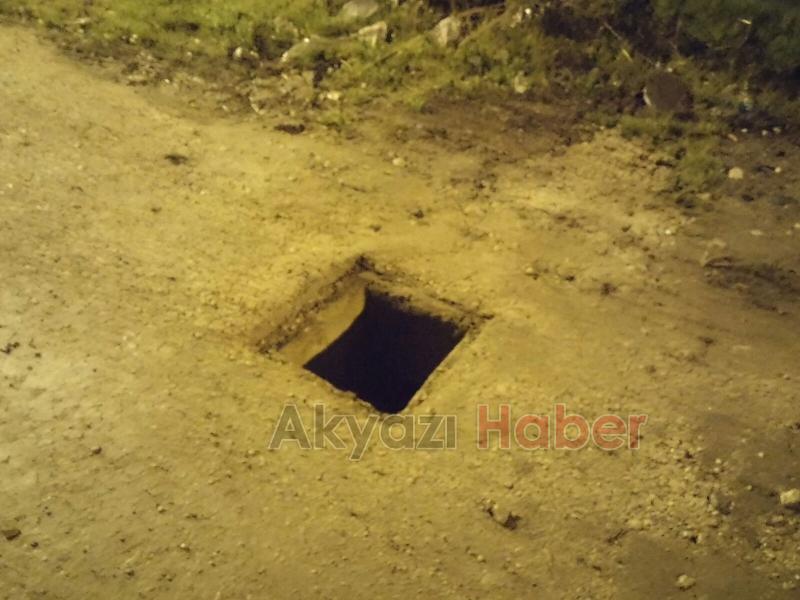 Rögar Kapaklarını Çaldılar