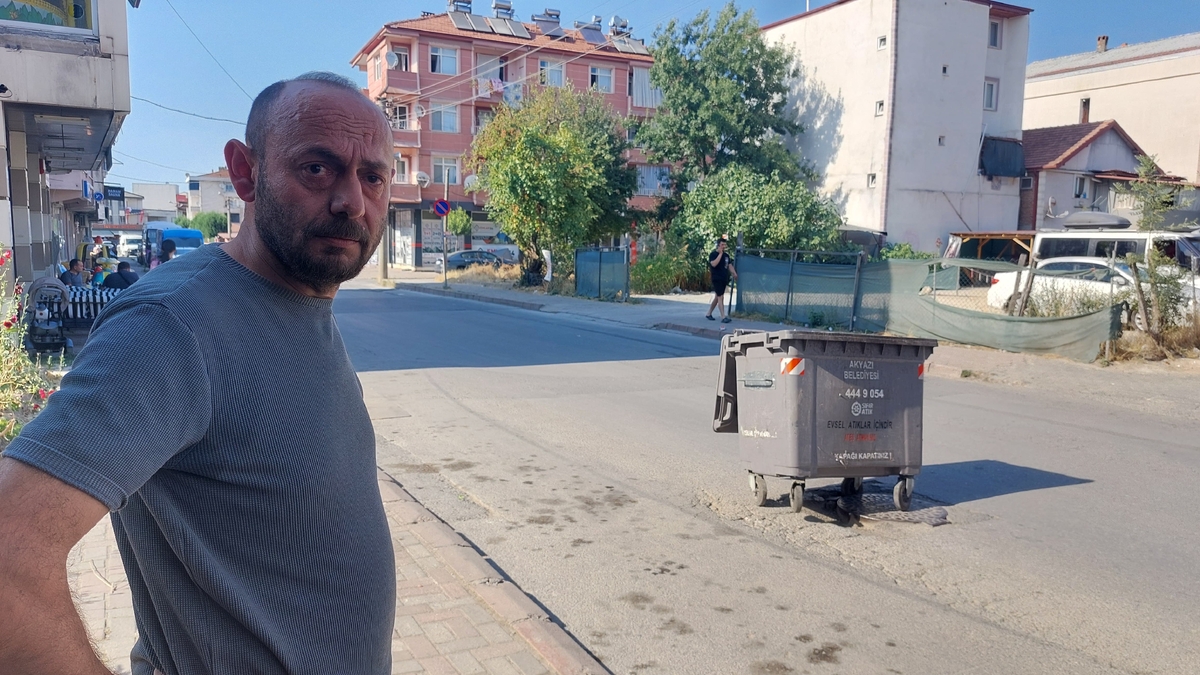 Rögar Yanındaki Çukur Lastik Patlattı