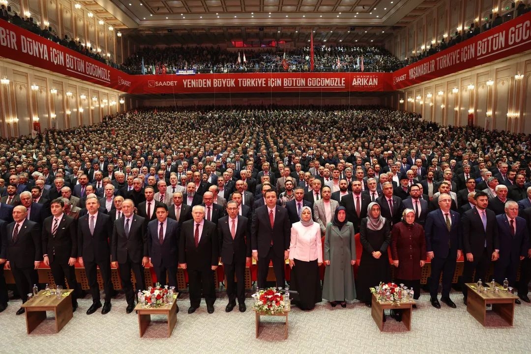 Saadet Partisi Akyazı Teşkilatı Türkiye Divan Toplantısı’na katıldı