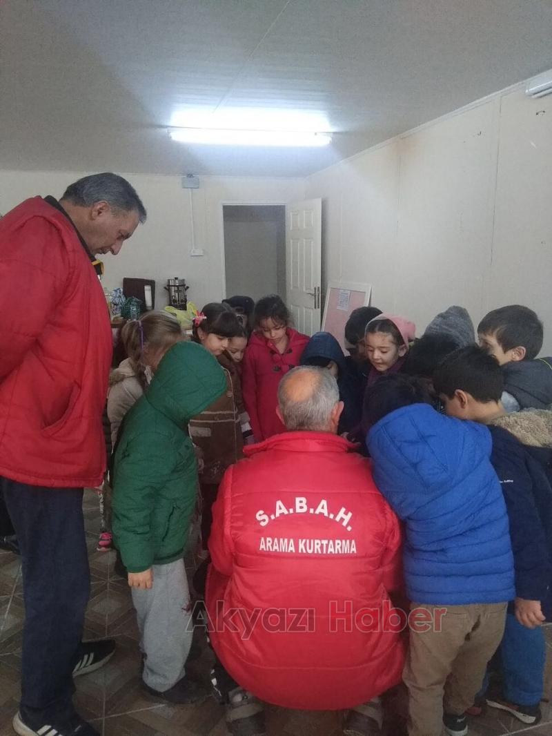 SABAH dan Minik Öğrencilere Eğitim