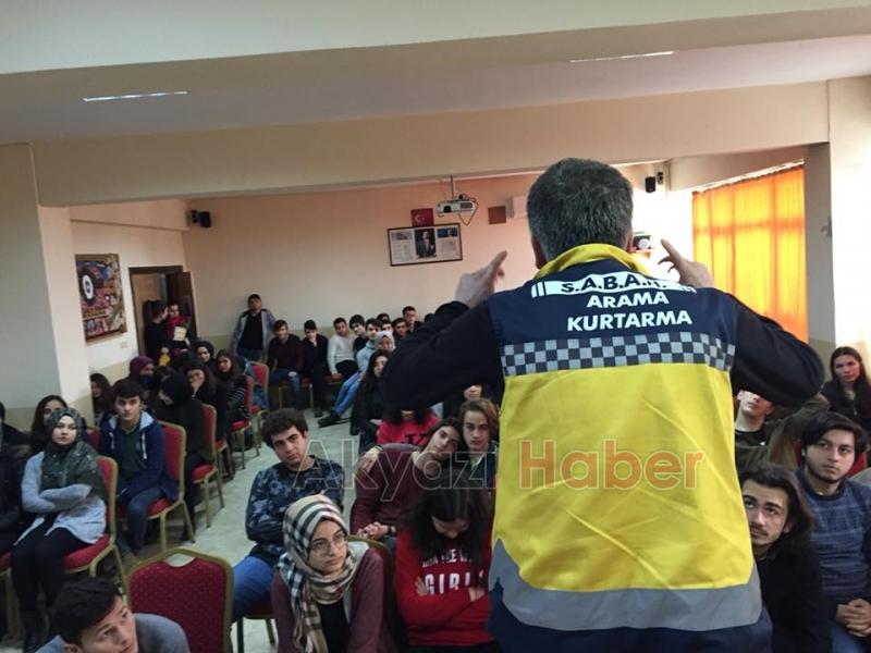 SABAH Ekiplerinden Öğrencilere Deprem Eğitimi