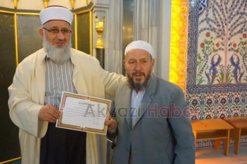 SABAH NAMAZI SONRASI SOHBETLERE KATILAN CEMAATE İCAZETNAME VERİLDİ