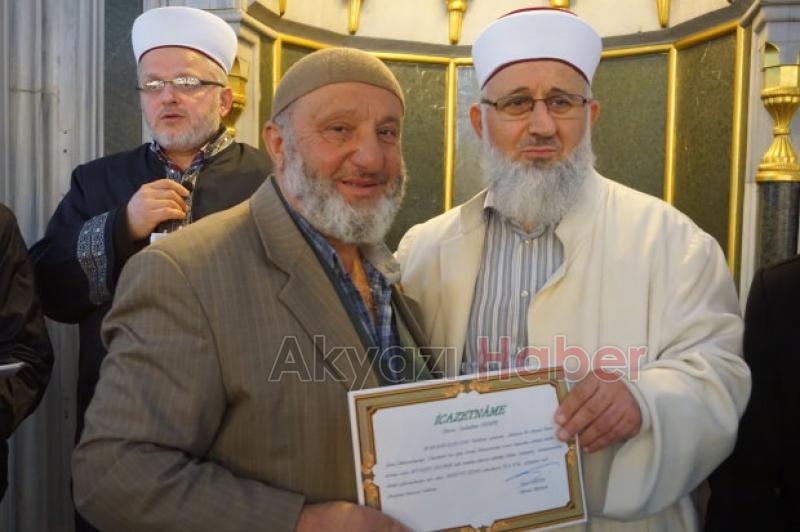 SABAH NAMAZI SONRASI SOHBETLERE KATILAN CEMAATE İCAZETNAME VERİLDİ