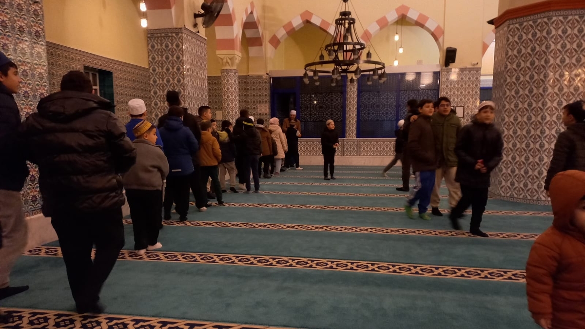 Sabah namazında buluştular