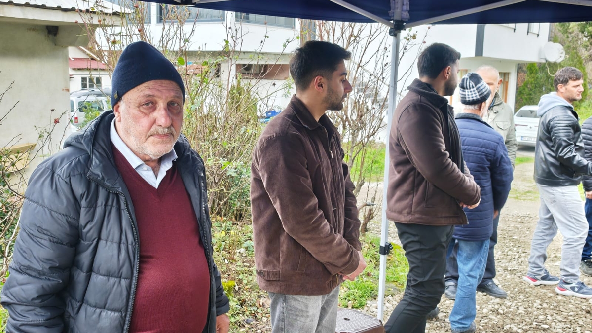 Sabahattin Öz Dualarla Son Yolculuğuna Uğurlandı 