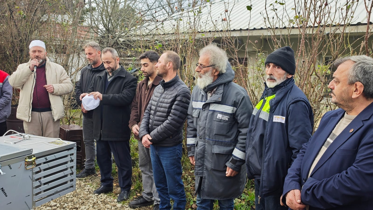 Sabahattin Öz Dualarla Son Yolculuğuna Uğurlandı 