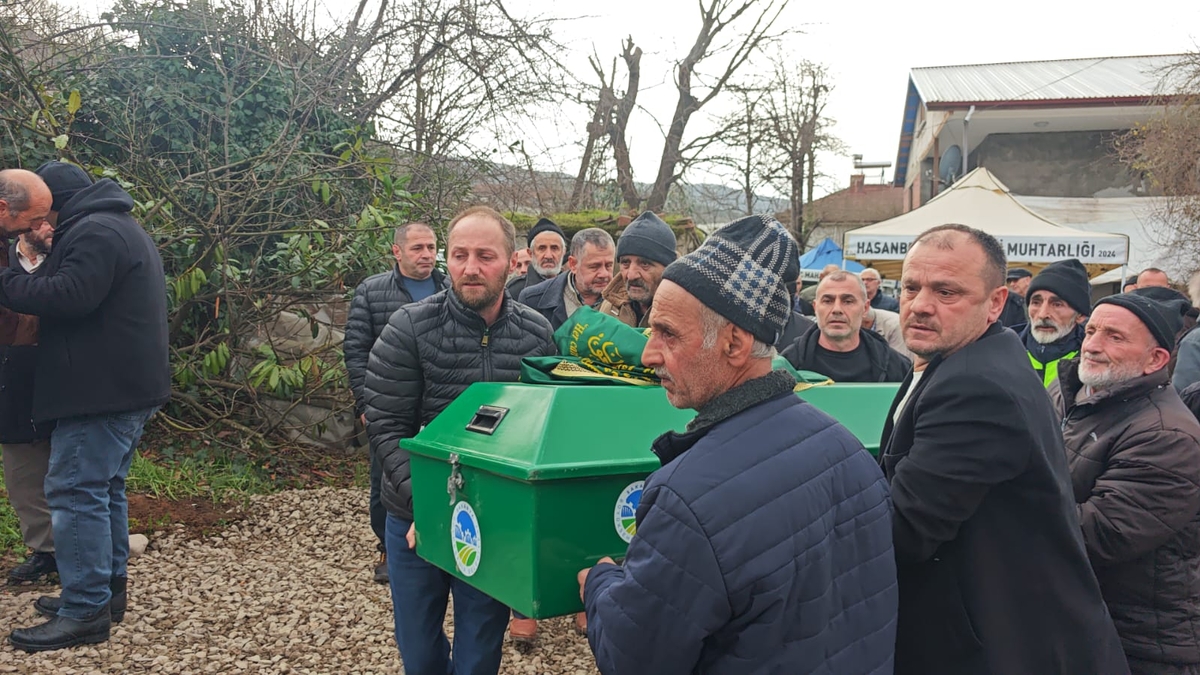 Sabahattin Öz Dualarla Son Yolculuğuna Uğurlandı 