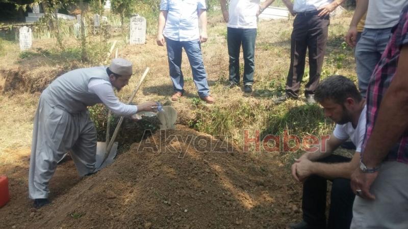 Sabri Dizen Defnedildi