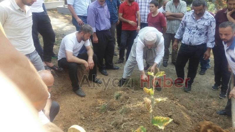 Sabri Dizen Defnedildi