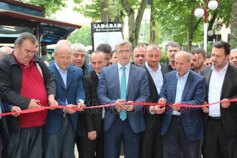 SADABAD PARK CAFE RESTORAN TÖRENLE AÇILDI