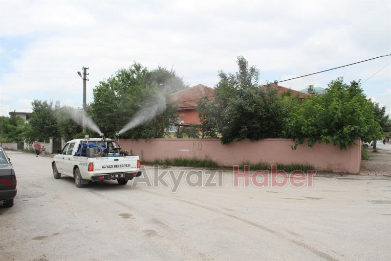 SAĞLIK İŞLERİ EKİPLERİ GECE İLAÇLAMA MESAİSİNE BAŞLADI