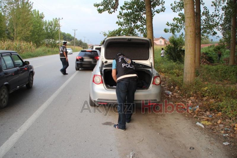   Sakarya Asayiş ve KOM Ekipleri Akyazı’da Uygulama Yaptı