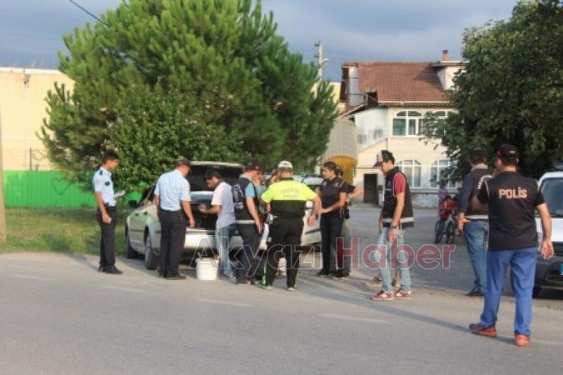   Sakarya Asayiş ve KOM Ekipleri Akyazı’da Uygulama Yaptı