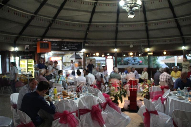 Sakarya ASKF Kulüp Başkan ve Yöneticileri İftarda Bir Araya Geldi