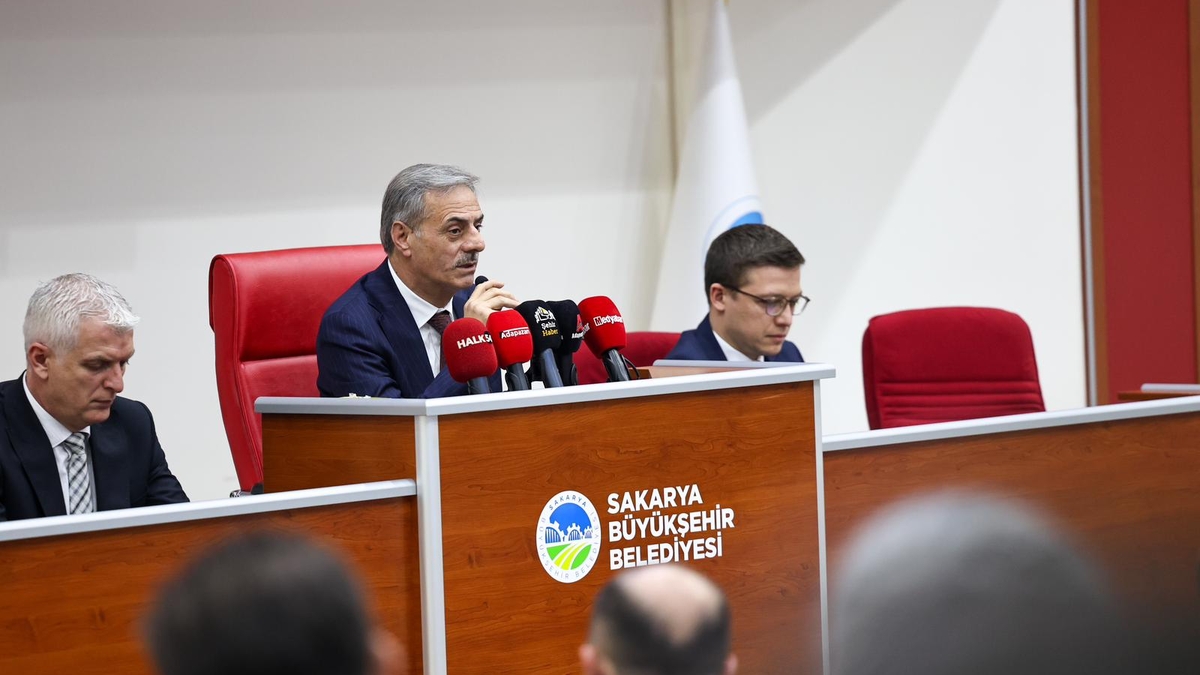 Sakarya Büyükşehir Meclisi toplandı