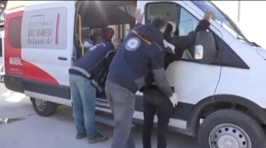 Sakarya'da 18 kaçak Afgan yakalandı