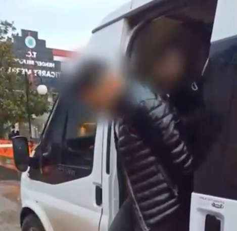 Sakarya'da 20 kaçak göçmen yakalandı